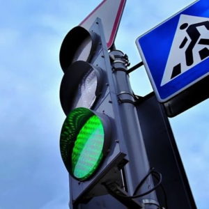 Про облаштування світлофорних груп звуковими сповіщувачами