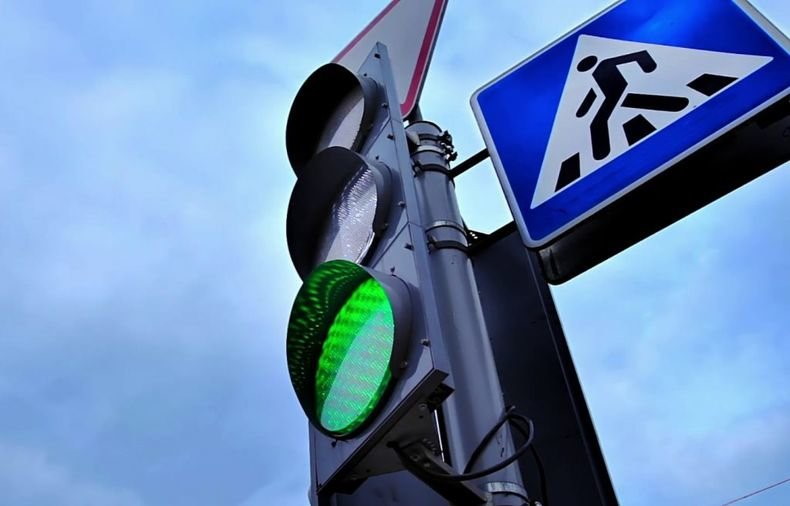 Про облаштування світлофорних груп звуковими сповіщувачами